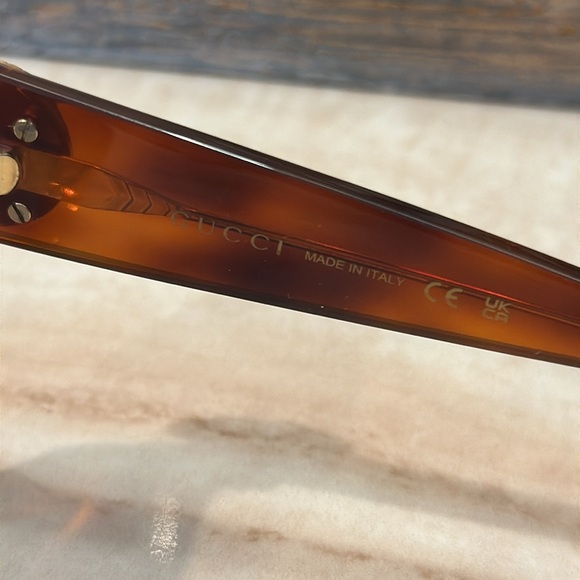 GUCCI GG1408S 004 Butterfly Sunglasses Tortoiseshell - Picture 11 of 12